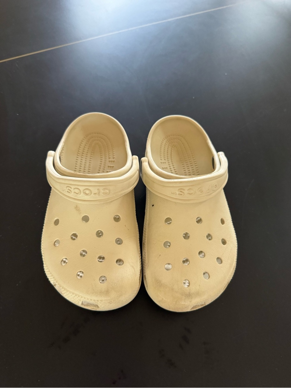 CROCS Kids Classic Clog in Beige/Cream